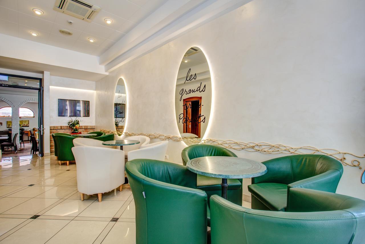 Ancora Hotel & Residence Cattolica Exterior foto